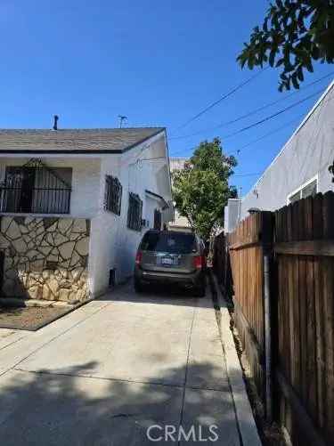 Single-family house For Sale in 941, North Evergreen Avenue, Los Angeles, California