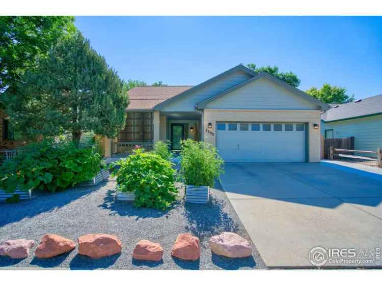 Single-family house For Sale in 2300, Stuart Street, Longmont, Colorado