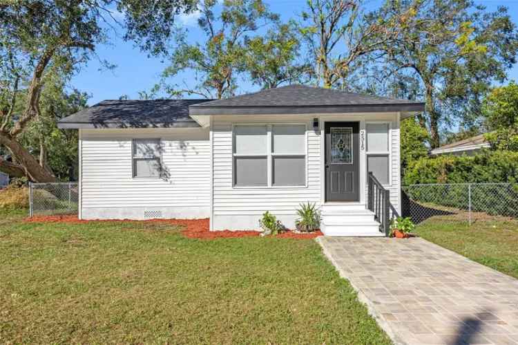 Single-family house For Sale in 2515, West Comanche Avenue, Tampa, Florida