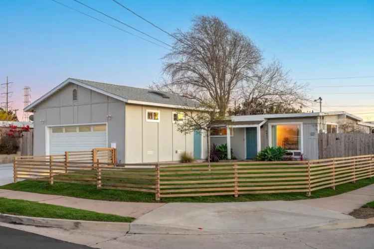 Single-family house For Sale in 4831, Conrad Avenue, San Diego, California