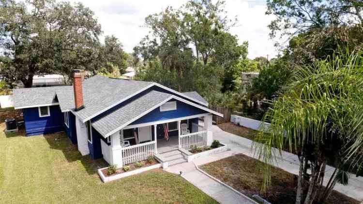 Single-family house For Sale in 1815, 2nd Avenue East, Bradenton, Florida