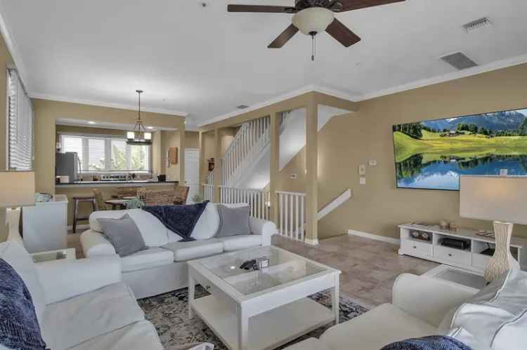 House For Sale in Longboat Key, Florida