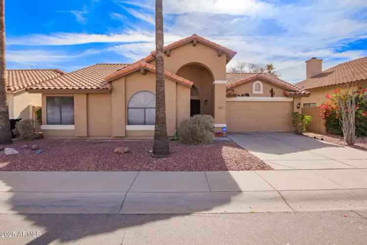 Single-family house For Sale in 10729, West Laurelwood Lane, Avondale, Arizona