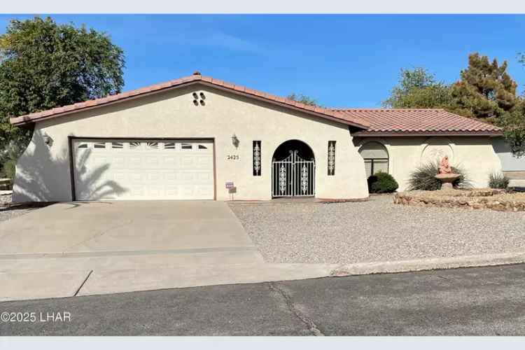 Single-family house For Sale in 2425, Daytona Avenue, Lake Havasu City, Arizona