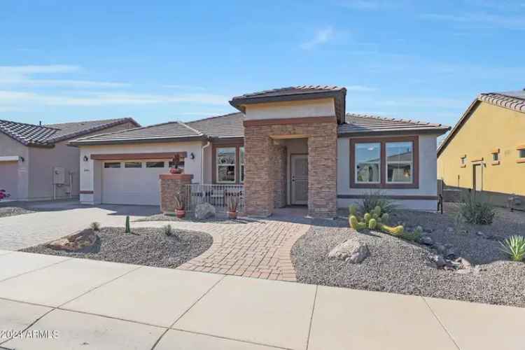 Single-family house For Sale in 16866, South 180th Avenue, Goodyear, Arizona