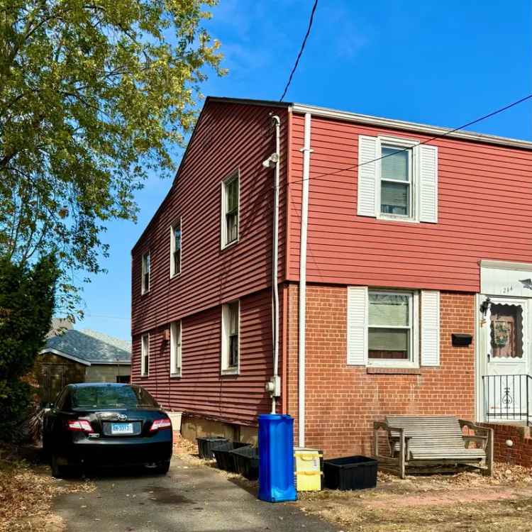 Single-family house For Sale in 244, Brown Street, Hartford, Connecticut