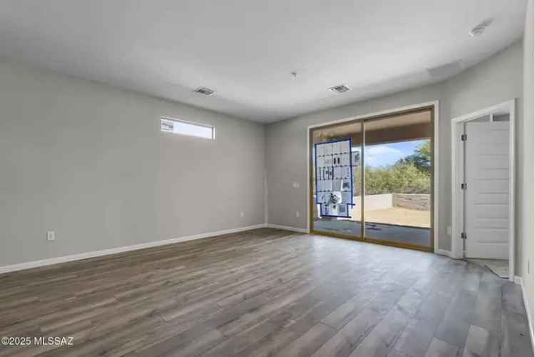 Single-family house For Sale in 2165, Embarcadero Way, Arizona