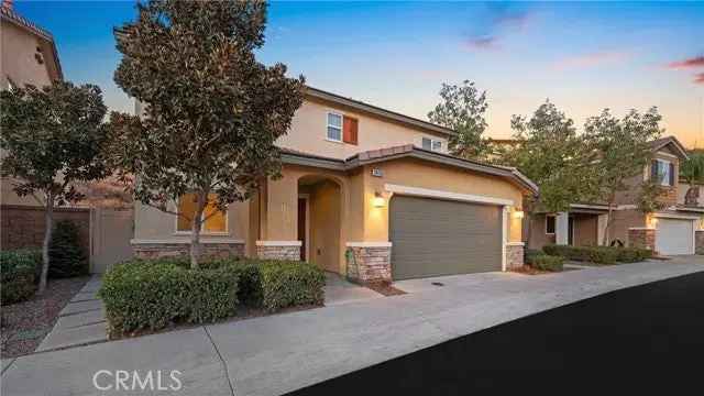 Single-family house For Sale in 34258, Parkside Drive, Lake Elsinore, California