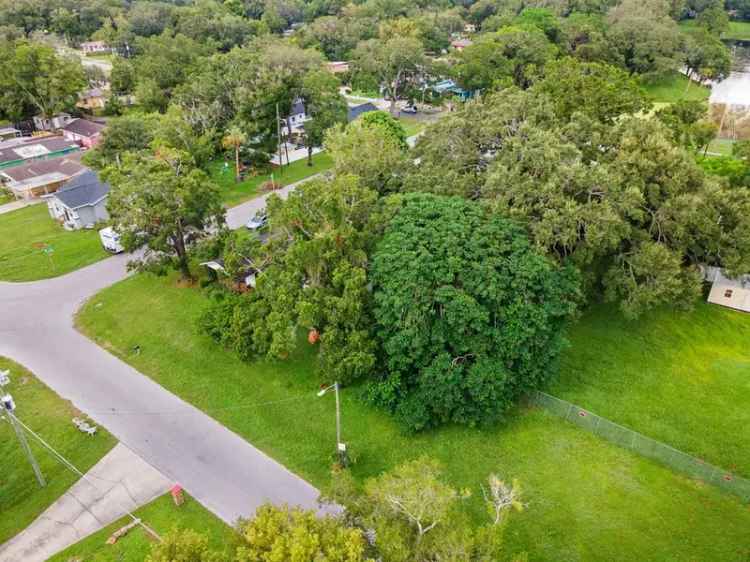 Single-family house For Sale in 2102, East Genesee Street, Tampa, Florida