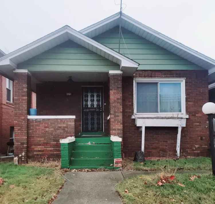 Single-family house For Sale in 1161, Fillmore Street, Gary, Indiana