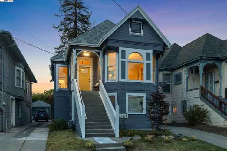 Multi-family house For Sale in 740, 59th Street, Oakland, California