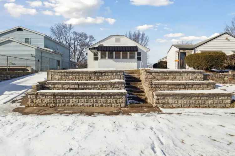 Single-family house For Sale in 1727, North Elmer Street, South Bend, Indiana