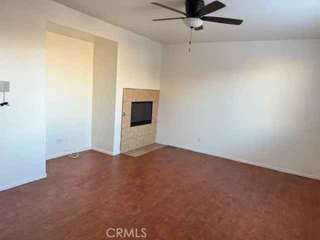 Single-family house For Sale in Hesperia, California