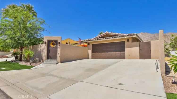 Single-family house For Sale in 54385, Avenida Alvarado, La Quinta, California