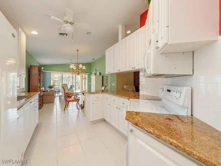 Single-family house For Sale in 28079, Boccaccio Way, Bonita Springs, Florida