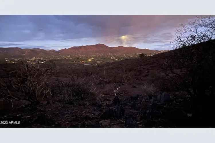 Single-family house For Sale in Cave Creek, Arizona