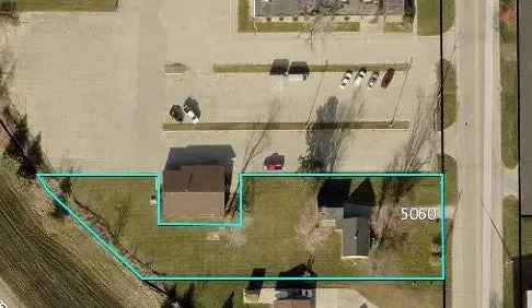 Multi-family house For Sale in 5060, J Street Southwest, Cedar Rapids, Iowa