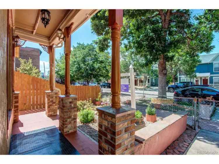 Single-family house For Sale in 2724, Arapahoe Street, Denver, Colorado