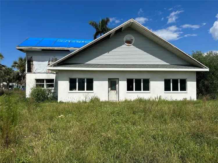 Single-family house For Sale in Fort Myers, Florida