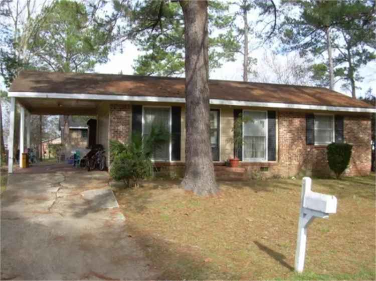 Single-family house For Sale in 635, Harmon Avenue, Albany, Georgia