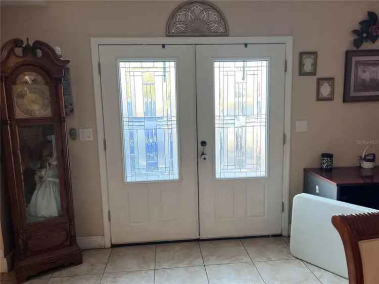 Single-family house For Sale in 5630, 3rd Street West, South Bradenton, Florida