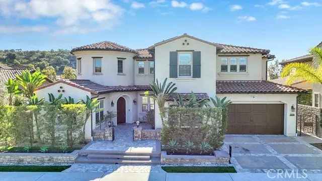 Single-family house For Sale in 2538, East Santa Paula Drive, Brea, California