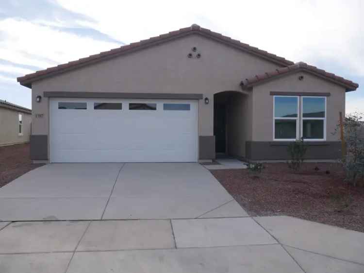 New Single Story Home in Arroyo Vista