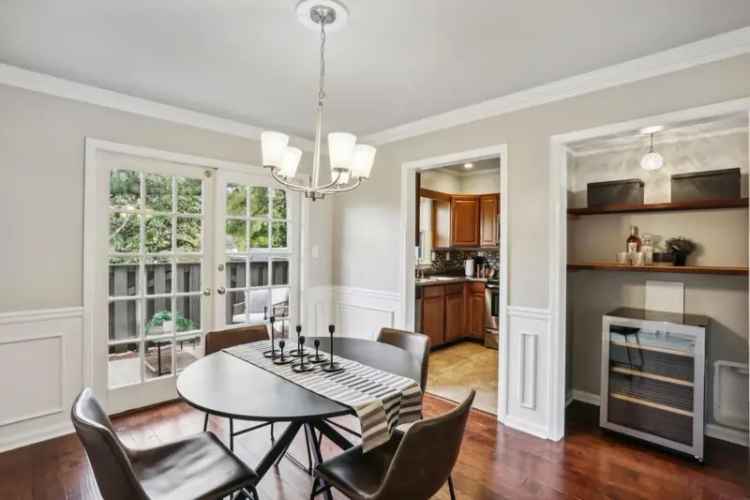 House For Sale in 29, La Rue Place Northwest, Atlanta, Georgia