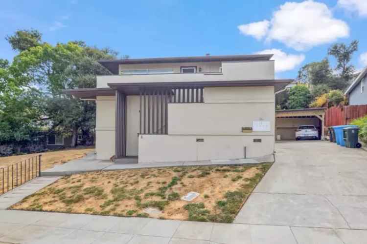 Multi-family house For Sale in 64, Laurel Street, San Carlos, California