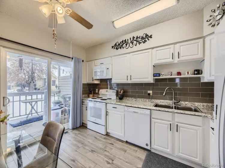 Condo For Sale in 2630, South Xanadu Way, Aurora, Colorado