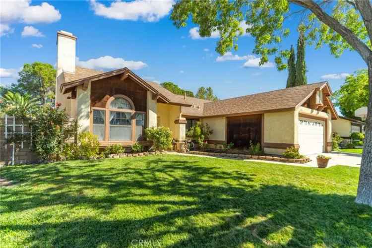 Single-family house For Sale in 2145, Limewood Lane, Lancaster, California