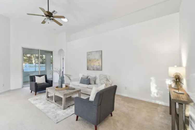 Single-family house For Sale in 581, Boxwood Place, Saint Augustine Shores, Florida