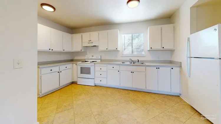 2 Bedroom 1 Bathroom Apartment for Rent in Marysville CA