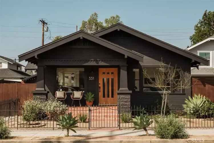 Single-family house For Sale in 331, Loma Avenue, Long Beach, California