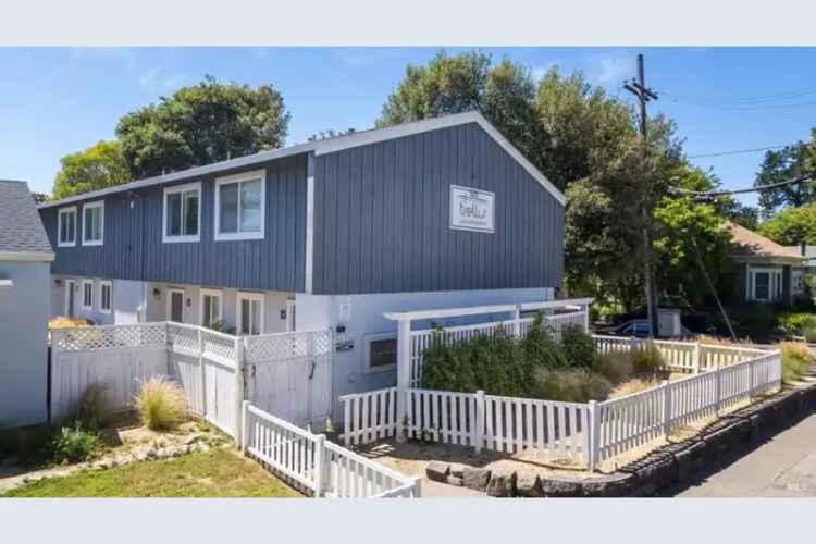 Multi-family house For Sale in 923, Ripley Street, Santa Rosa, California