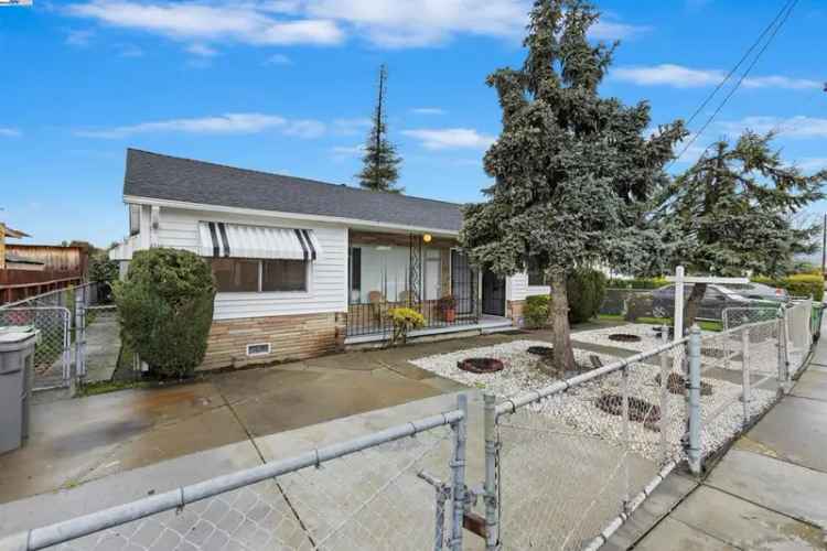 Single-family house For Sale in 407, Gramercy Place, Oakland, California