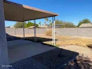 Single-family house For Sale in 1938, East Ardmore Drive, Phoenix, Arizona