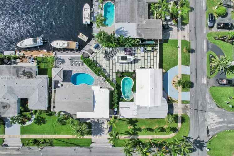 Single-family house For Sale in Pompano Beach, Florida