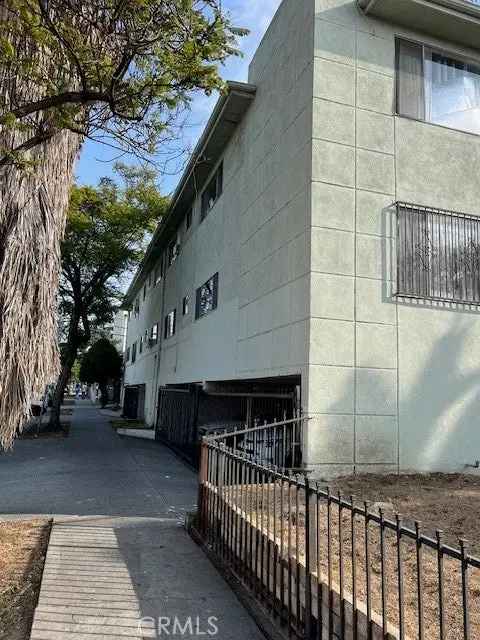 Multi-family house For Sale in 1184, North Berendo Street, Los Angeles, California