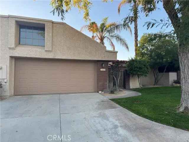 Single-family house For Sale in 35690, Calle Montigo, Cathedral City, California