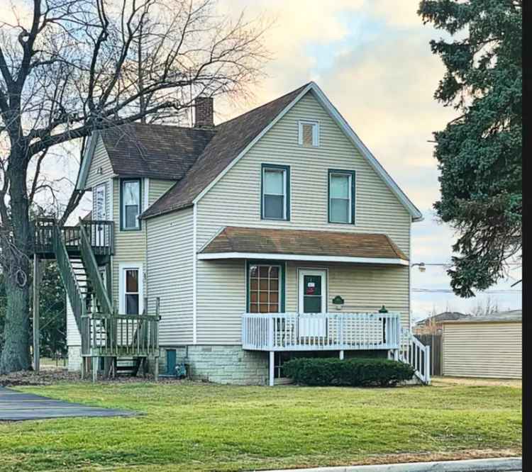 Multi-family house For Sale in 7635, West Foster Avenue, Chicago, Illinois