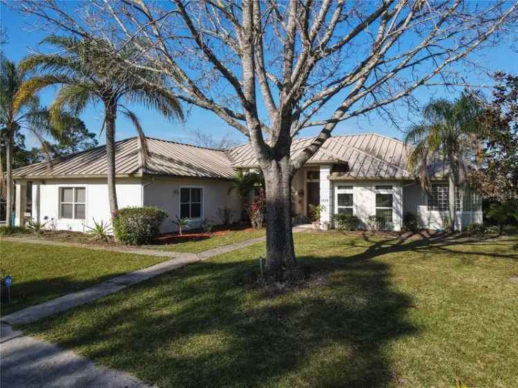 Single-family house For Sale in 3228, Abalone Boulevard, Wedgefield, Florida