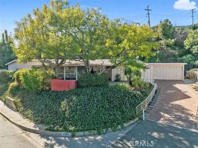 Single-family house For Sale in 2869, Anchor Avenue, Los Angeles, California