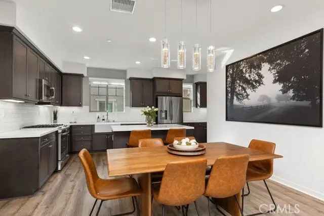 House For Sale in Tustin, California