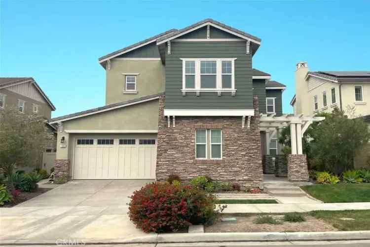 Single-family house For Sale in 105, Trowel, Irvine, California