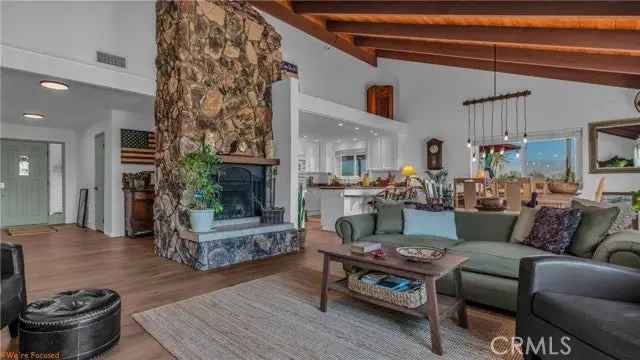 Single-family house For Sale in 2817, Foursome Drive East, Borrego Springs, California