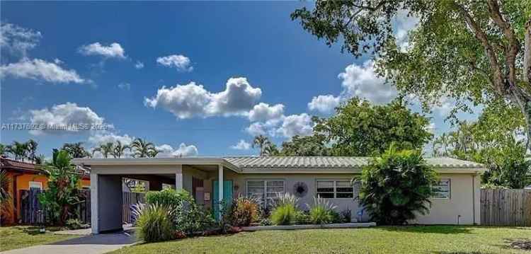 Single-family house For Sale in 1180, Southwest 4th Terrace, Pompano Beach, Florida