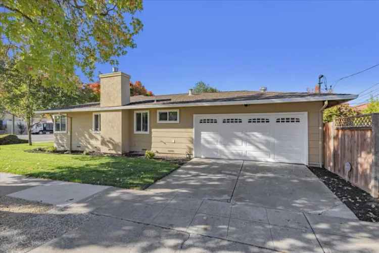 Single-family house For Sale in 1548, Bird Avenue, San Jose, California