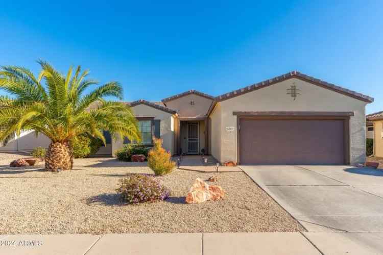 Single-family house For Sale in 21385, North Cloudcroft Lane, Surprise, Arizona