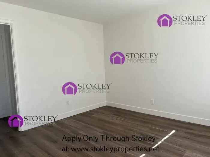 Charming 1 Bedroom Home Near Parks and Restaurants